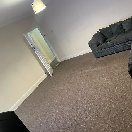 Redbridge Welcome To Your New Home. מראה חיצוני תמונה
