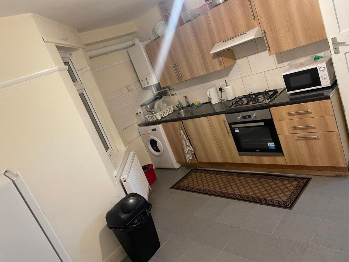 Redbridge Welcome To Your New Home. מראה חיצוני תמונה